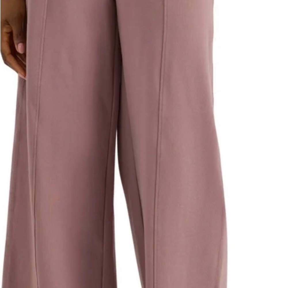 Women's Lee Layers High Rise Pull On Pants. 
Mauve Pink
